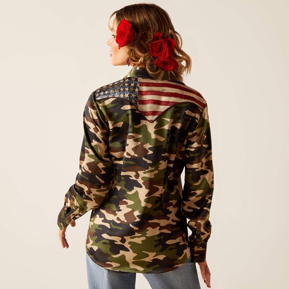 Ariat Camo Pride Rodeo Quincy Shirt - Picture 3 of 8